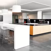 Akrilik Ofis Tezgahlari